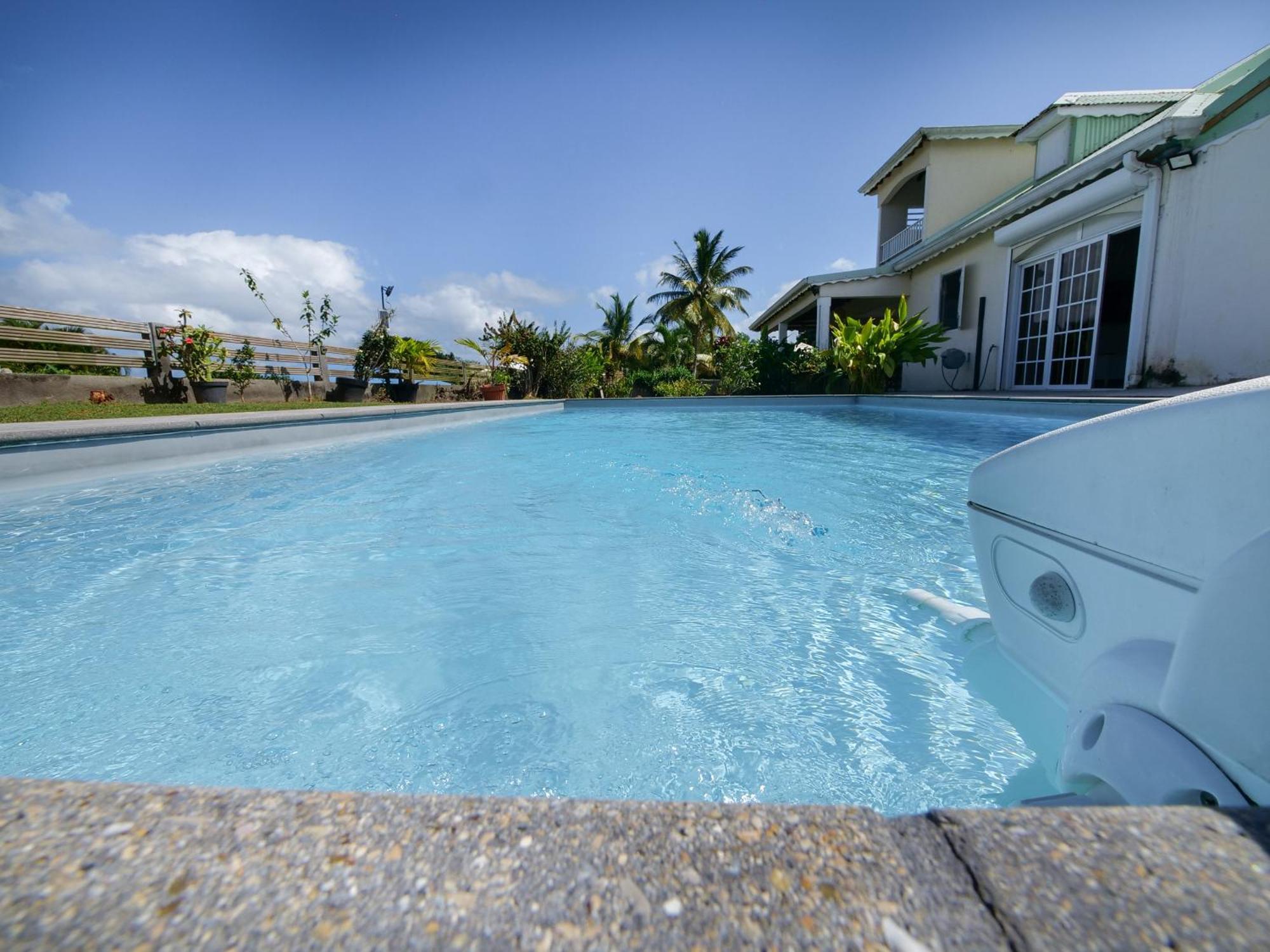 Oneway, Piscine Privee, Classee 3 Etoiles * Sainte-Rose