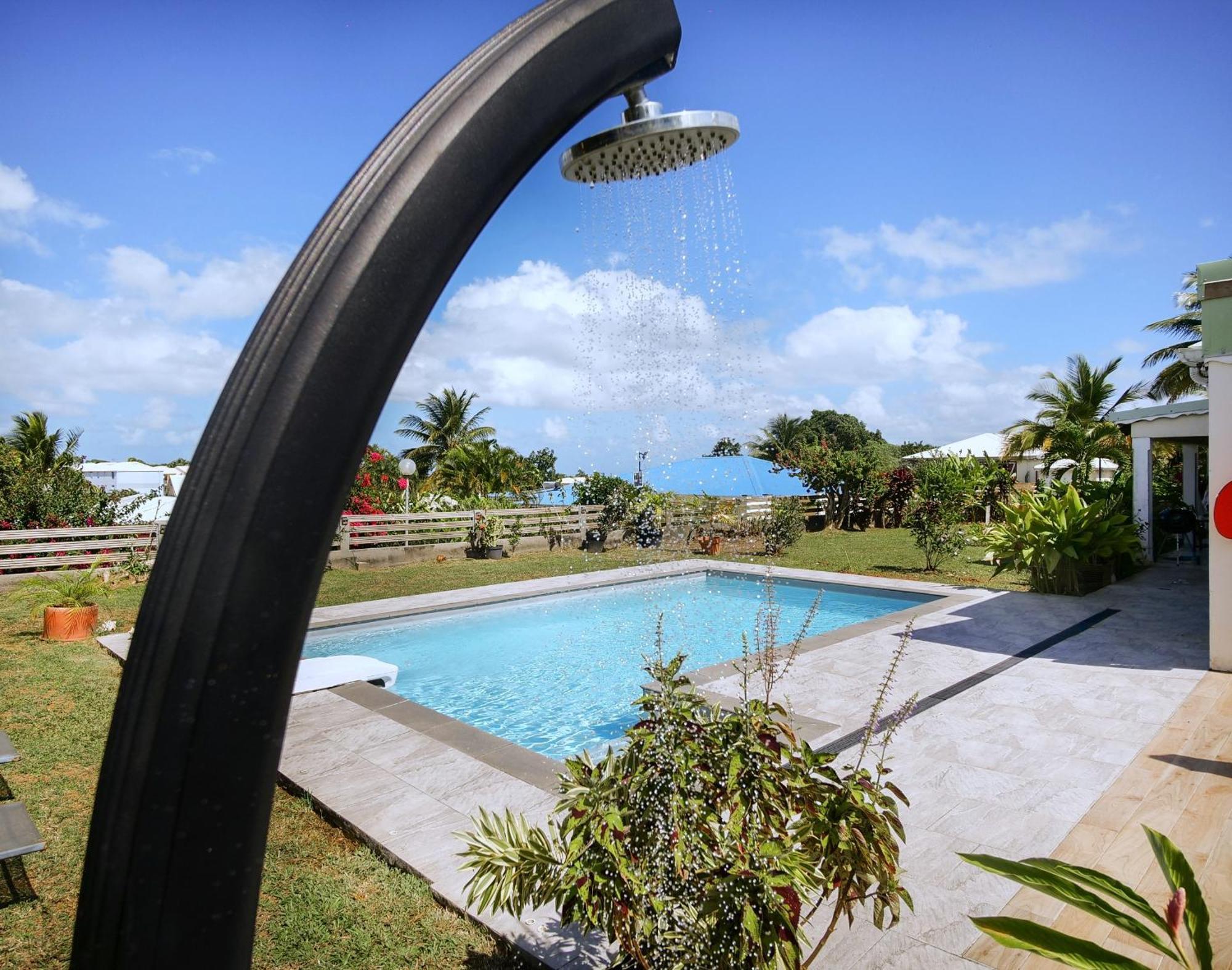 Oneway, Piscine Privee, Classee 3 Etoiles * Sainte-Rose