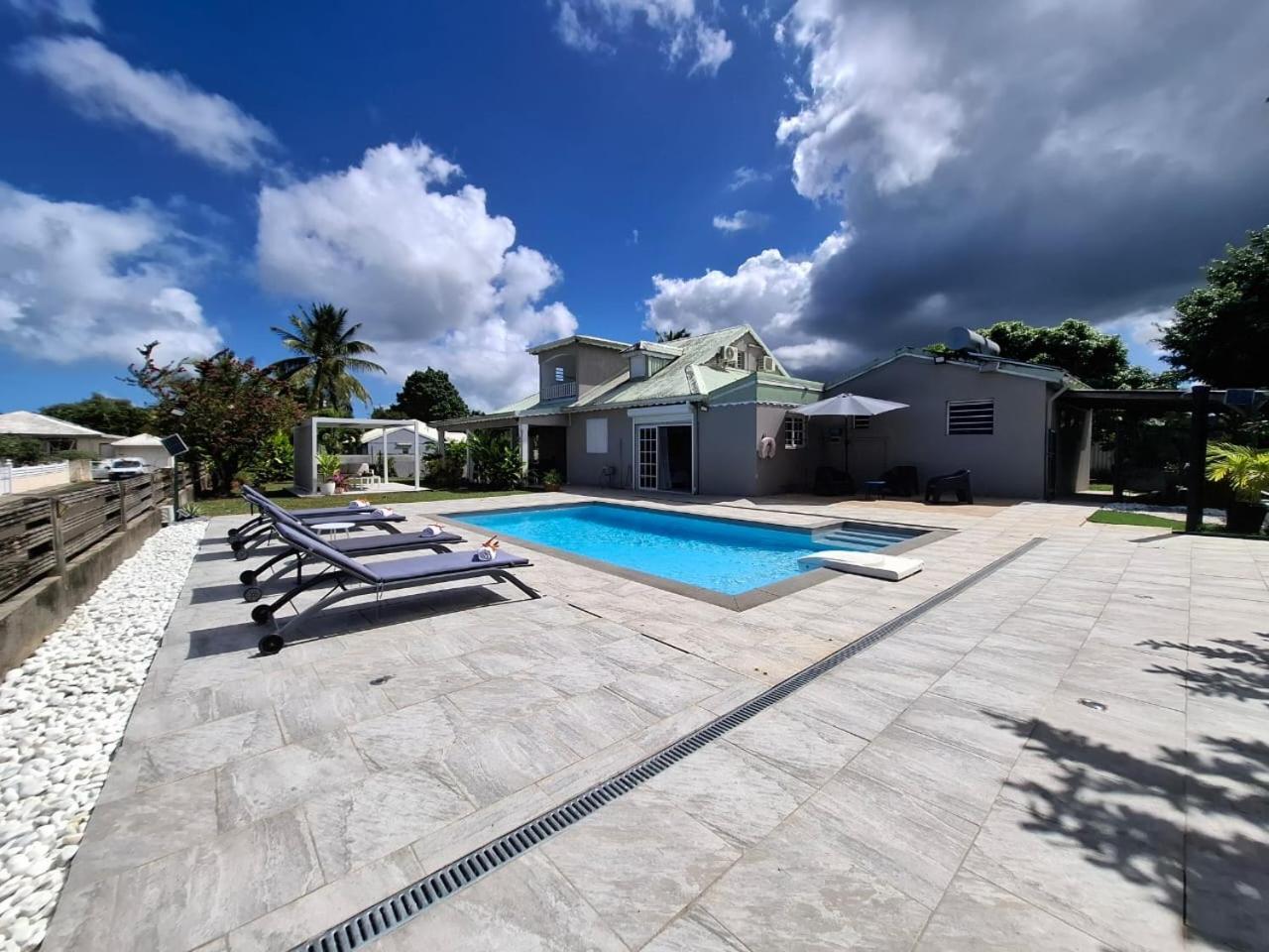 Oneway, Piscine Privee, Classee 3 Etoiles Villa *